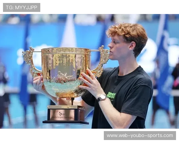 网球赛季最新战况聚焦世界顶尖球员精彩对决回顾